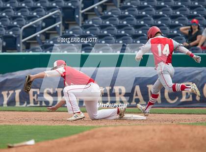 Thumbnail 3 in Central vs Holy Redeemer (PIAA 3A Final) photogallery.