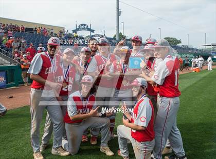 Thumbnail 2 in Central vs Holy Redeemer (PIAA 3A Final) photogallery.