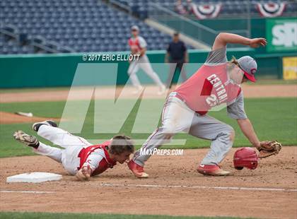 Thumbnail 1 in Central vs Holy Redeemer (PIAA 3A Final) photogallery.