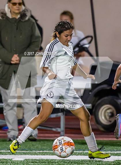 Thumbnail 2 in Alvin JV Orange vs Clear Lake JV photogallery.