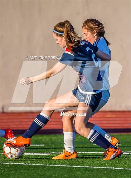 Thumbnail 3 in Alvin JV Orange vs Clear Lake JV photogallery.