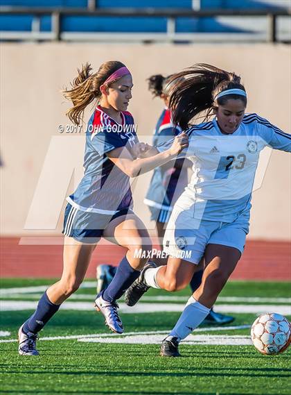 Thumbnail 2 in Alvin JV Orange vs Clear Lake JV photogallery.