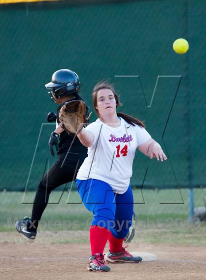 Thumbnail 1 in Millington Central vs Bartlett photogallery.