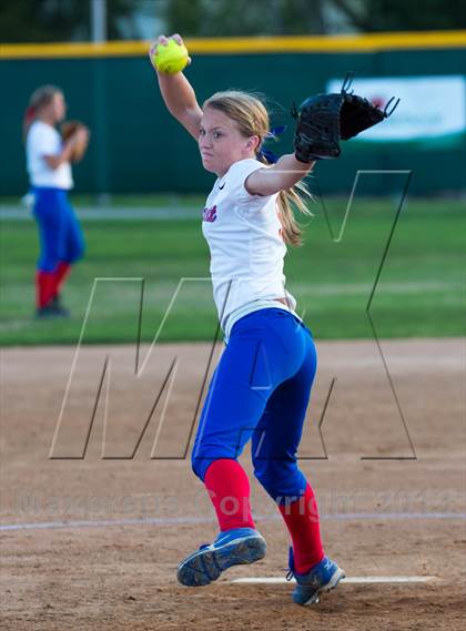 Thumbnail 2 in Millington Central vs Bartlett photogallery.
