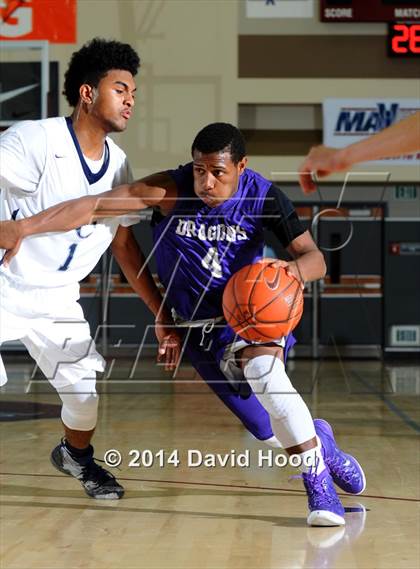Thumbnail 3 in Sierra Canyon vs. Sacramento (MaxPreps Holiday Classic) photogallery.