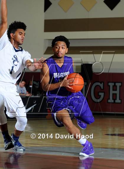 Thumbnail 1 in Sierra Canyon vs. Sacramento (MaxPreps Holiday Classic) photogallery.