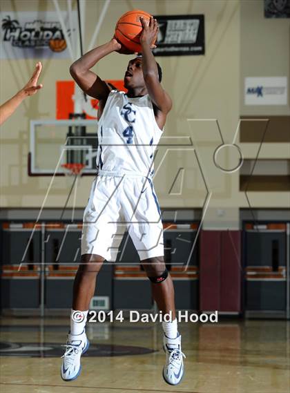 Thumbnail 1 in Sierra Canyon vs. Sacramento (MaxPreps Holiday Classic) photogallery.
