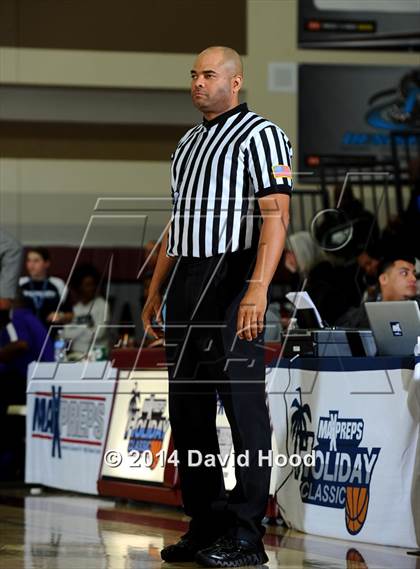 Thumbnail 1 in Sierra Canyon vs. Sacramento (MaxPreps Holiday Classic) photogallery.