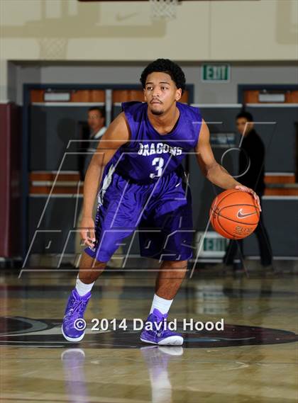 Thumbnail 2 in Sierra Canyon vs. Sacramento (MaxPreps Holiday Classic) photogallery.