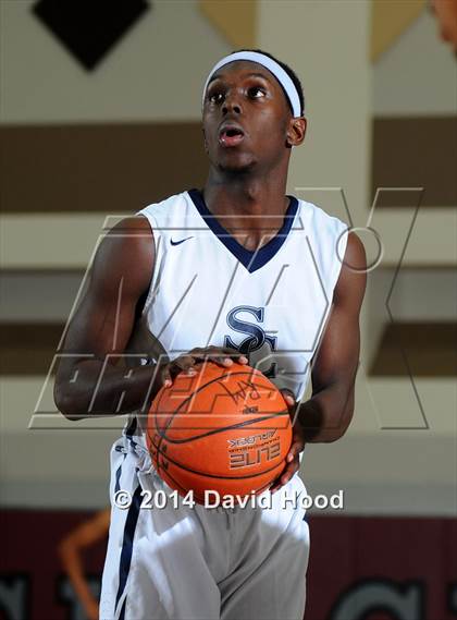 Thumbnail 1 in Sierra Canyon vs. Sacramento (MaxPreps Holiday Classic) photogallery.