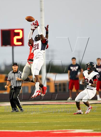 Thumbnail 2 in Allen @ Cedar Hill photogallery.