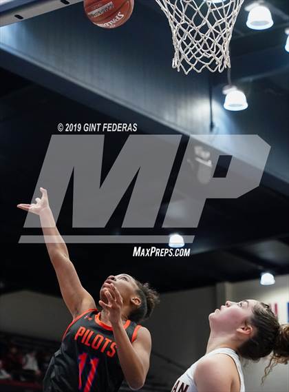 Thumbnail 1 in Salesian College Preparatory vs. St. Joseph Notre Dame (CIF NCS D3 Final) photogallery.