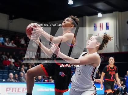 Thumbnail 1 in Salesian College Preparatory vs. St. Joseph Notre Dame (CIF NCS D3 Final) photogallery.