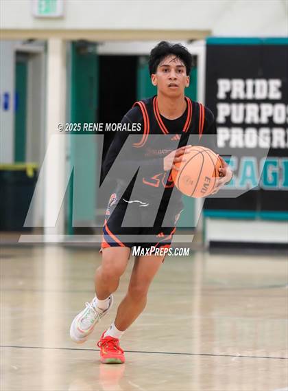 Thumbnail 1 in Chatsworth vs Eagle Rock photogallery.