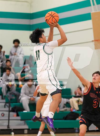 Thumbnail 3 in Chatsworth vs Eagle Rock photogallery.