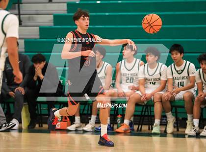 Thumbnail 3 in Chatsworth vs Eagle Rock photogallery.