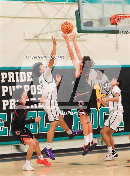 Thumbnail 2 in Chatsworth vs Eagle Rock photogallery.