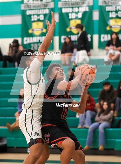 Thumbnail 3 in Chatsworth vs Eagle Rock photogallery.