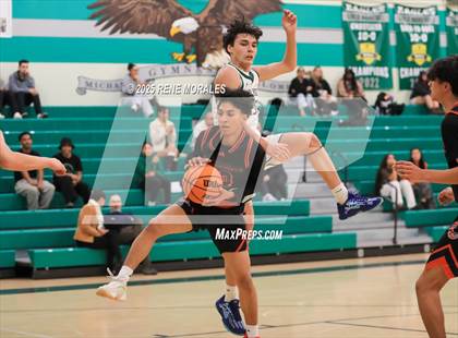 Thumbnail 3 in Chatsworth vs Eagle Rock photogallery.