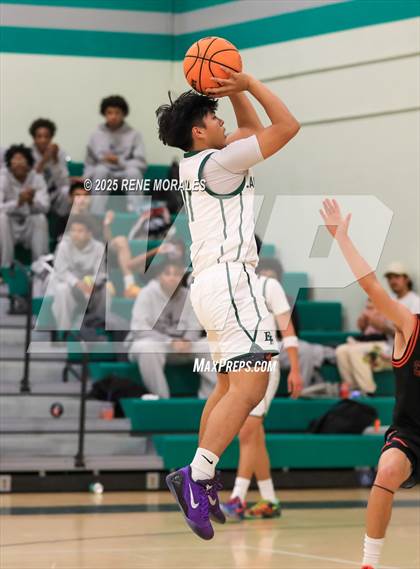 Thumbnail 1 in Chatsworth vs Eagle Rock photogallery.