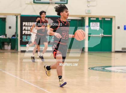 Thumbnail 2 in Chatsworth vs Eagle Rock photogallery.