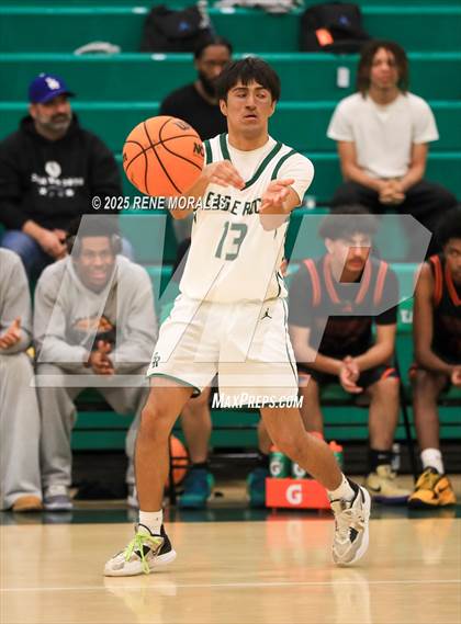 Thumbnail 3 in Chatsworth vs Eagle Rock photogallery.