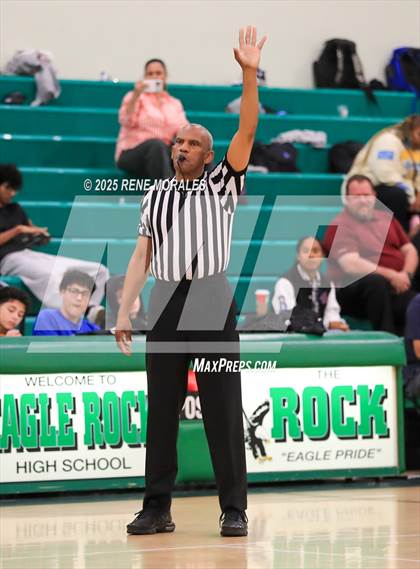 Thumbnail 1 in Chatsworth vs Eagle Rock photogallery.