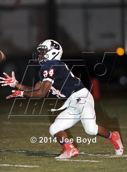 Thumbnail 2 in Decatur @ Bob Jones photogallery.