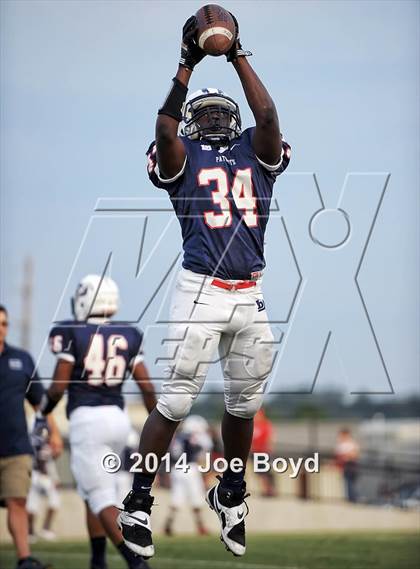 Thumbnail 2 in Decatur @ Bob Jones photogallery.