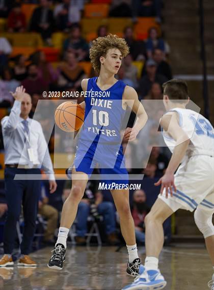 Thumbnail 3 in Dixie vs. Sky View (UHSAA 4A Final) photogallery.
