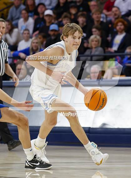 Thumbnail 1 in Dixie vs. Sky View (UHSAA 4A Final) photogallery.