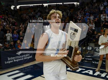 Thumbnail 2 in Dixie vs. Sky View (UHSAA 4A Final) photogallery.