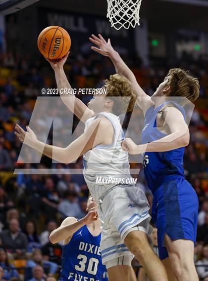 Thumbnail 2 in Dixie vs. Sky View (UHSAA 4A Final) photogallery.
