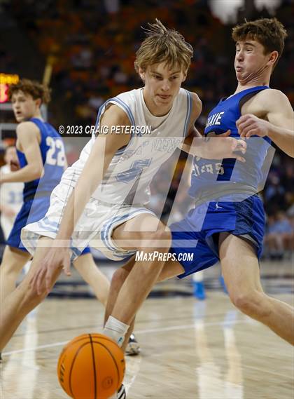 Thumbnail 3 in Dixie vs. Sky View (UHSAA 4A Final) photogallery.