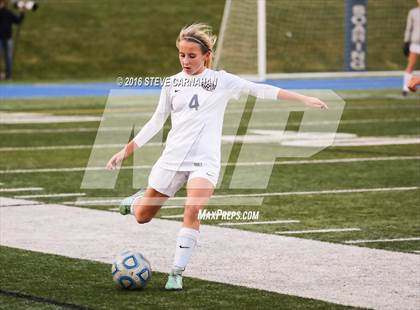 Thumbnail 2 in East vs Woods Cross (UHSAA 4A Semifinal) photogallery.