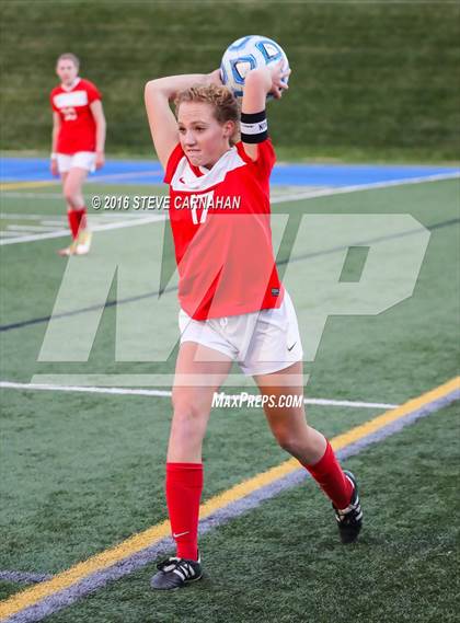 Thumbnail 2 in East vs Woods Cross (UHSAA 4A Semifinal) photogallery.