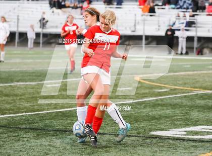 Thumbnail 2 in East vs Woods Cross (UHSAA 4A Semifinal) photogallery.