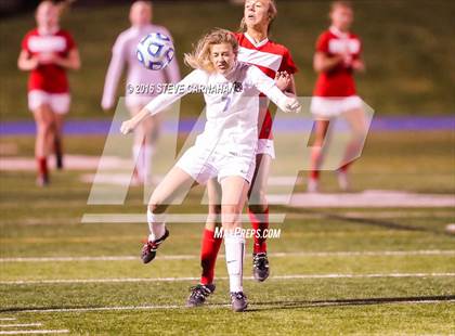 Thumbnail 3 in East vs Woods Cross (UHSAA 4A Semifinal) photogallery.