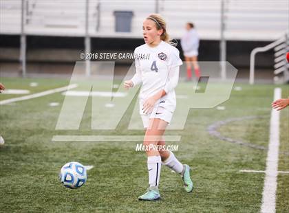 Thumbnail 2 in East vs Woods Cross (UHSAA 4A Semifinal) photogallery.