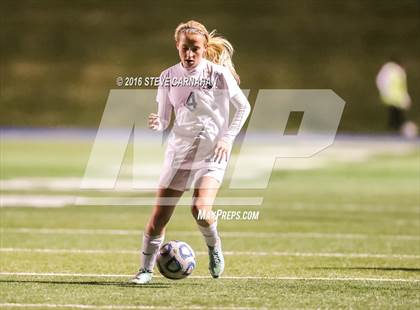 Thumbnail 2 in East vs Woods Cross (UHSAA 4A Semifinal) photogallery.