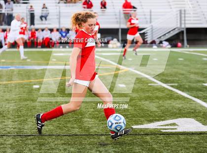 Thumbnail 3 in East vs Woods Cross (UHSAA 4A Semifinal) photogallery.