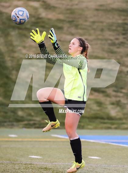 Thumbnail 2 in East vs Woods Cross (UHSAA 4A Semifinal) photogallery.