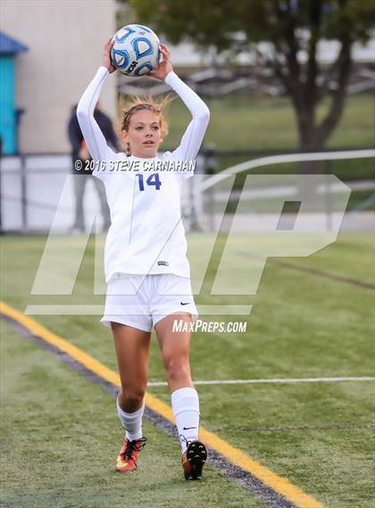 Thumbnail 2 in East vs Woods Cross (UHSAA 4A Semifinal) photogallery.