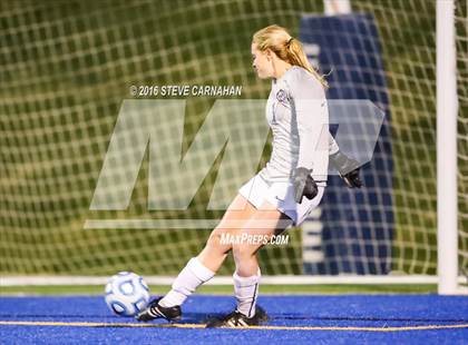 Thumbnail 2 in East vs Woods Cross (UHSAA 4A Semifinal) photogallery.