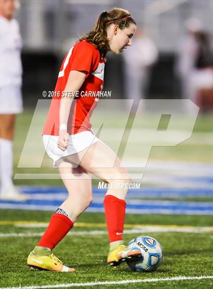 Thumbnail 1 in East vs Woods Cross (UHSAA 4A Semifinal) photogallery.