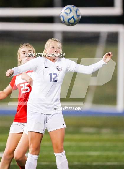 Thumbnail 3 in East vs Woods Cross (UHSAA 4A Semifinal) photogallery.