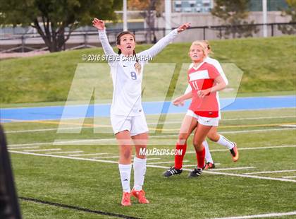 Thumbnail 1 in East vs Woods Cross (UHSAA 4A Semifinal) photogallery.