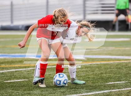 Thumbnail 1 in East vs Woods Cross (UHSAA 4A Semifinal) photogallery.