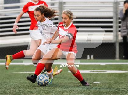 Thumbnail 1 in East vs Woods Cross (UHSAA 4A Semifinal) photogallery.