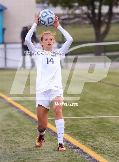 Thumbnail 3 in East vs Woods Cross (UHSAA 4A Semifinal) photogallery.